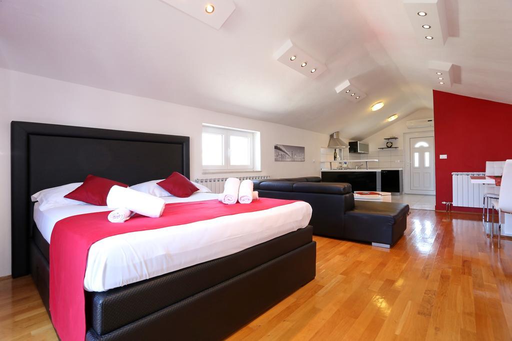 Apartments Maruna Self Check-In Zadar Phòng bức ảnh