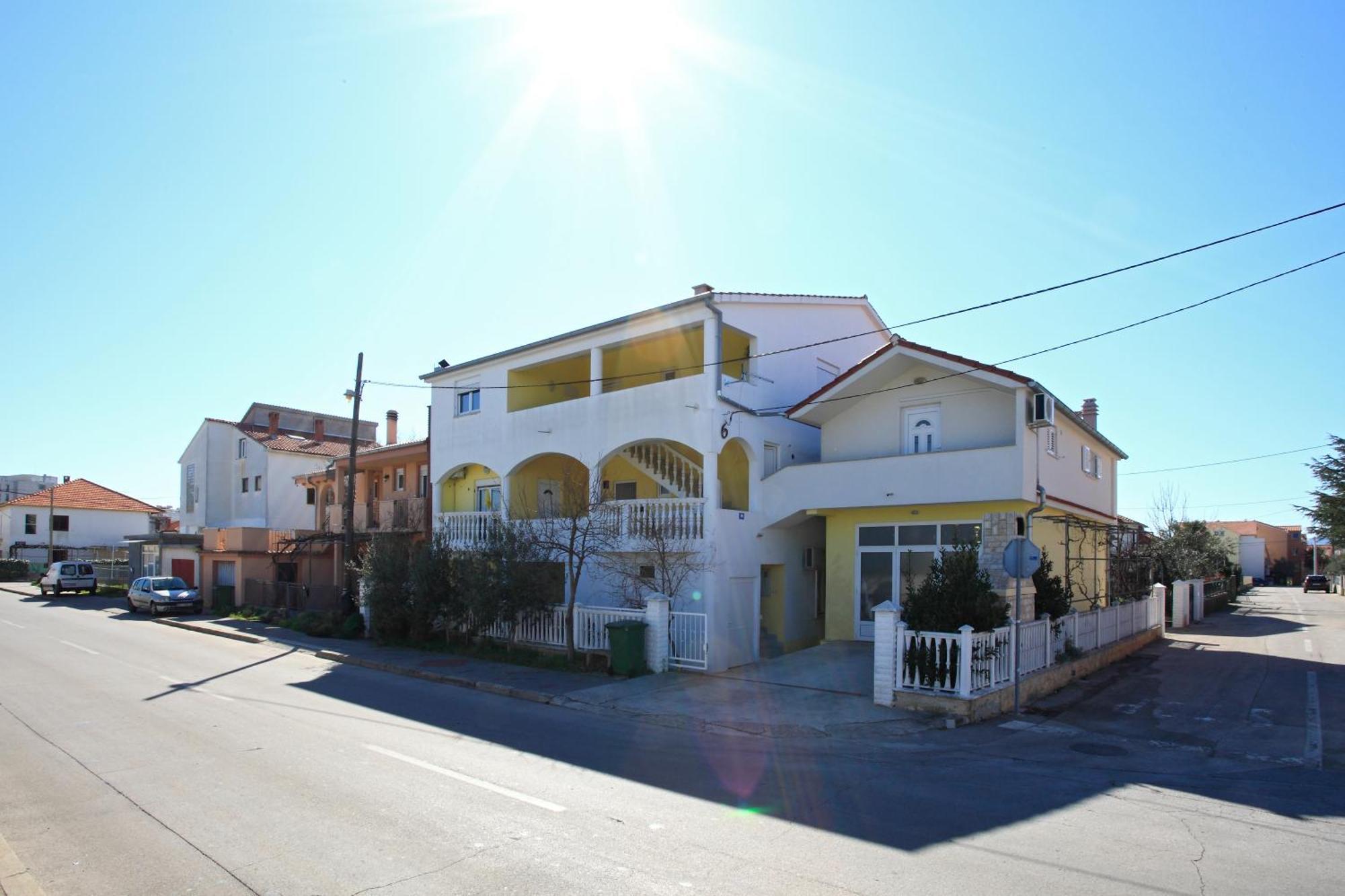 Apartments Maruna Self Check-In Zadar Ngoại thất bức ảnh