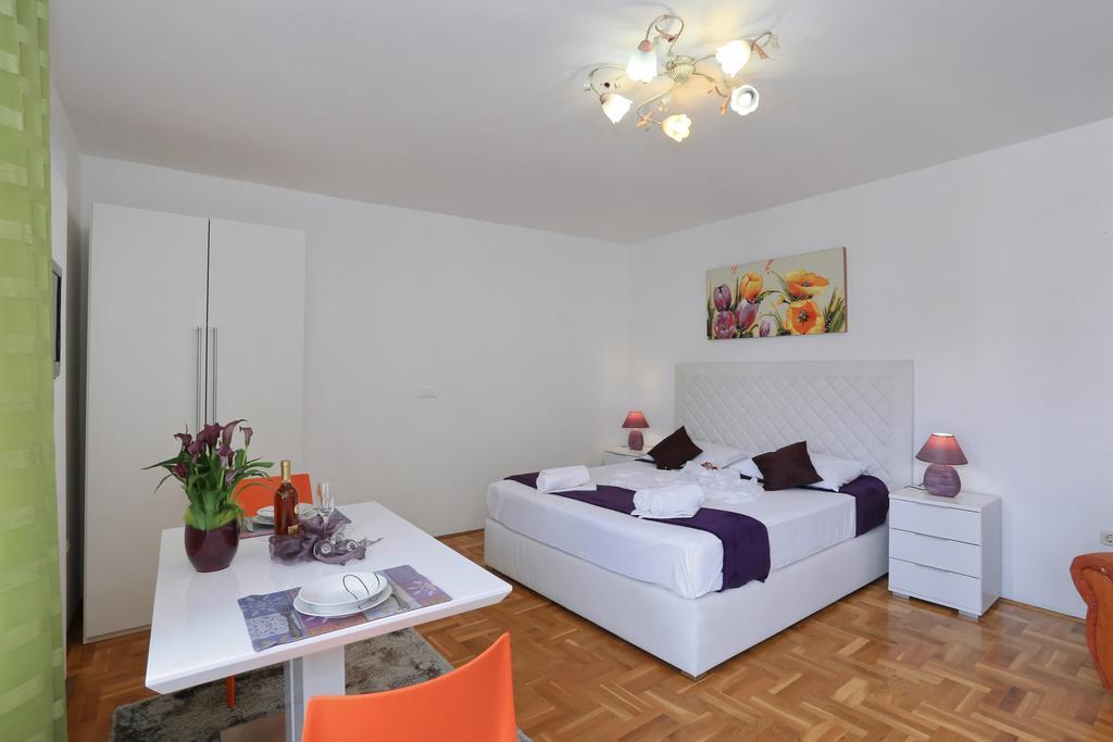 Apartments Maruna Self Check-In Zadar Ngoại thất bức ảnh