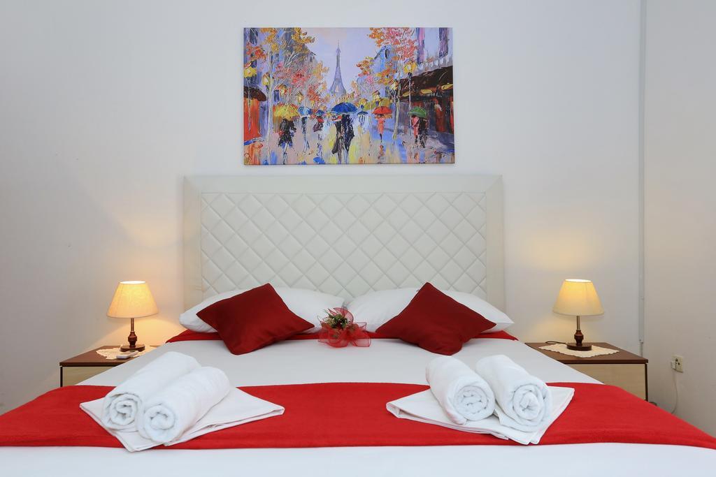 Apartments Maruna Self Check-In Zadar Ngoại thất bức ảnh