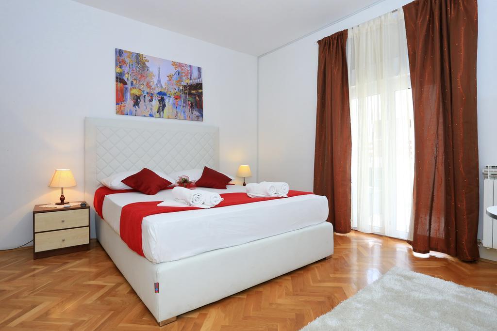 Apartments Maruna Self Check-In Zadar Ngoại thất bức ảnh