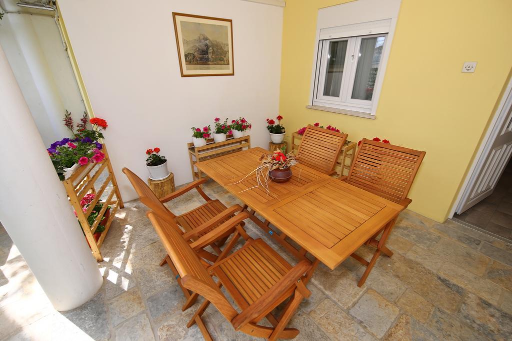 Apartments Maruna Self Check-In Zadar Ngoại thất bức ảnh