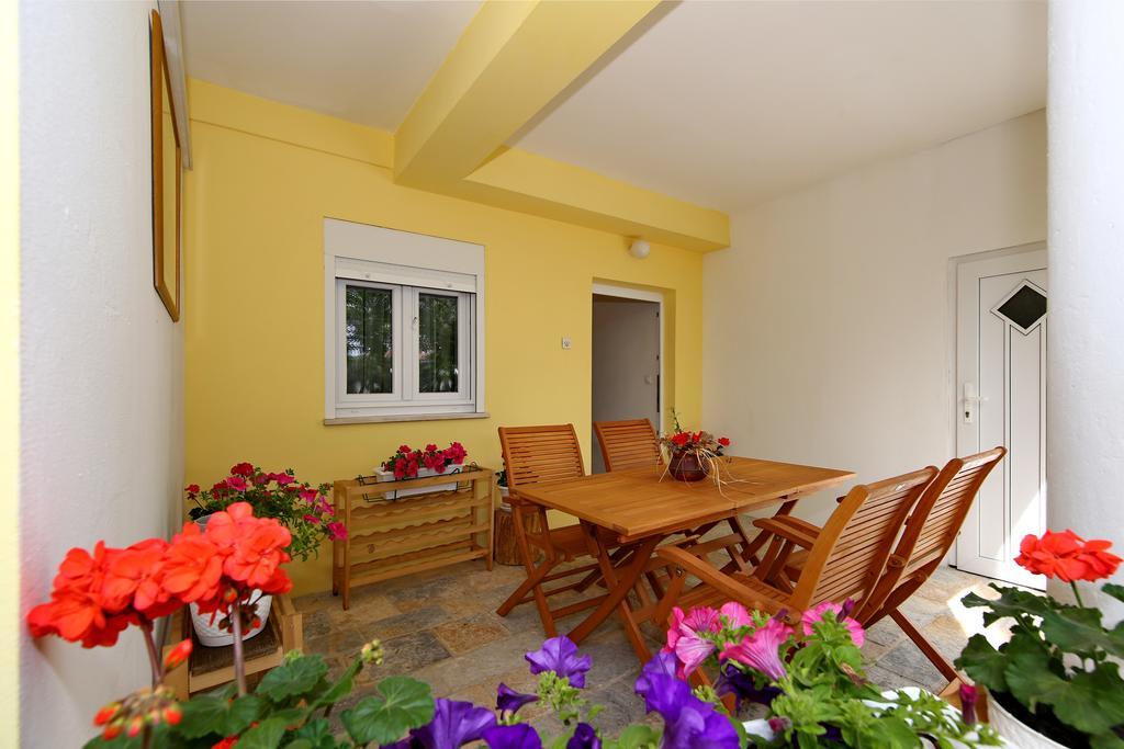 Apartments Maruna Self Check-In Zadar Ngoại thất bức ảnh